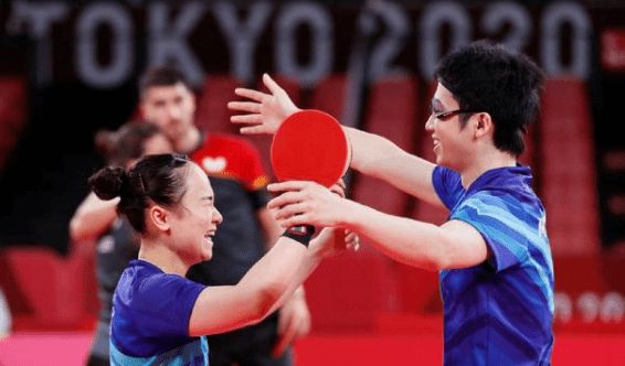 克福鹰则是 克福鹰则是