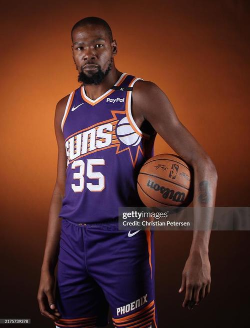 他踢得太聪明了